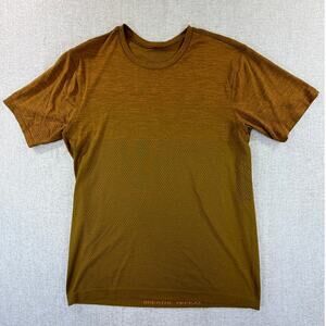 Lululemon Men M Brown Metal Vent Tech Short Sleeve Performance Athletic T Shirt